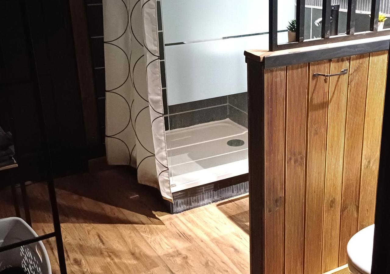 Hotel LOFT Gard, Proche des Cascades du Sautadet - Occitanie à Saint-Michel-d'Euzet Extérieur photo