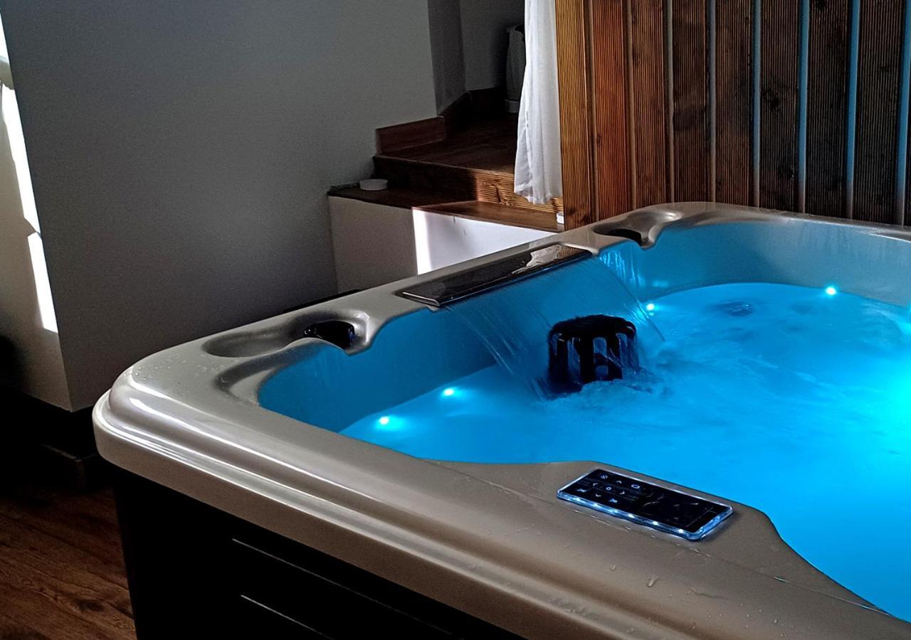 Hotel LOFT Gard, Proche des Cascades du Sautadet - Occitanie à Saint-Michel-d'Euzet Extérieur photo